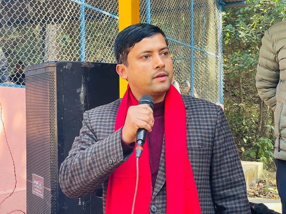 रेशम चौधरीलाई आममाफी दिने सरकारको निर्णय स्वीकार्य हुन्न : महेश बर्तौला